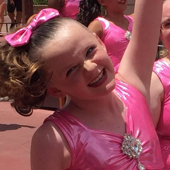 Meet your Posher, Dawn - Picture 1 of 1